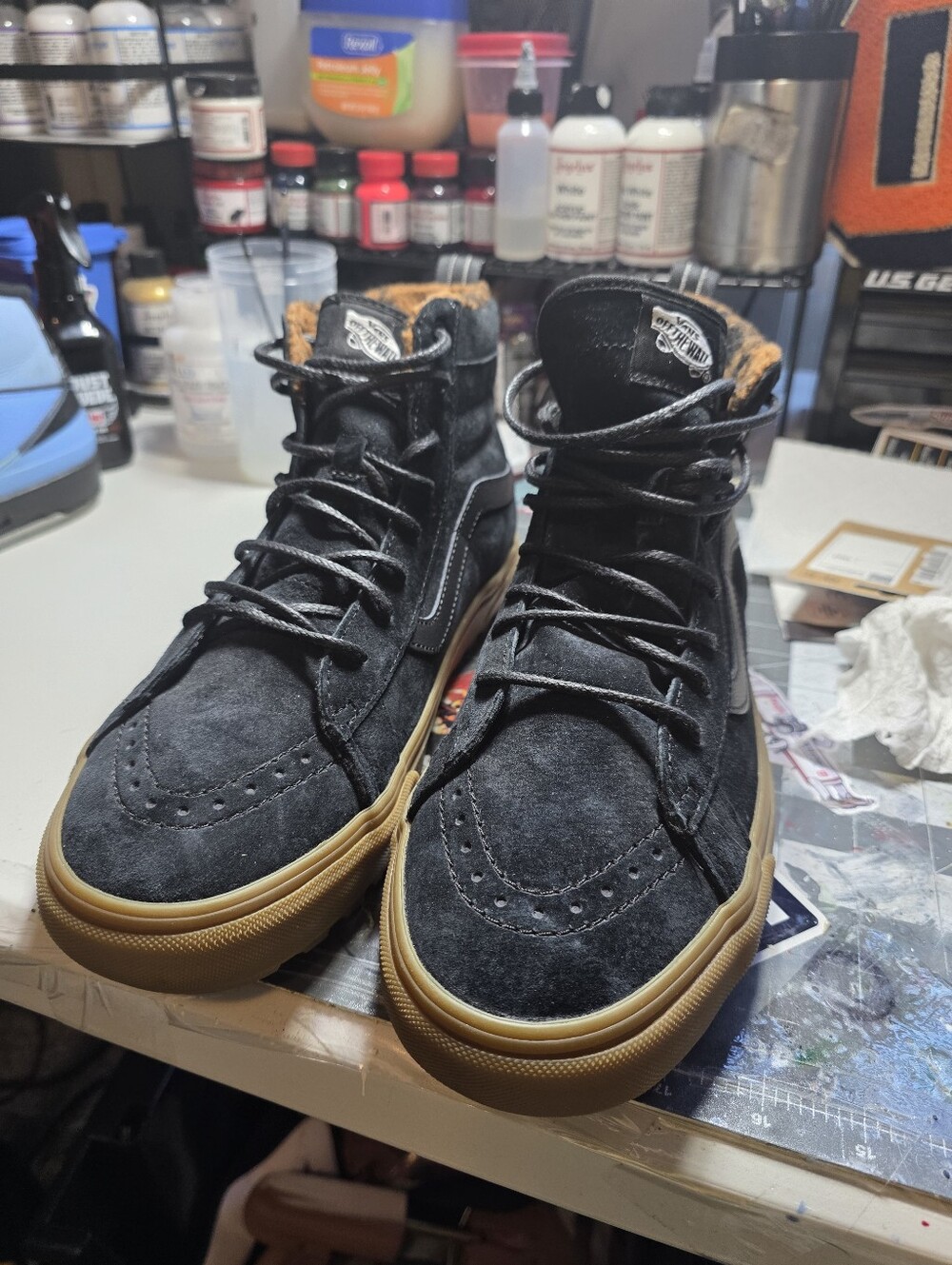 Vans Sk8 Hi Water Repellant Suede  Black Gum Sole MTE mens size 12